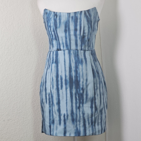 RNWY Shiloh Mini Corset Dress Sz 6(M)Blue/White Abstract Print - Picture 1 of 13